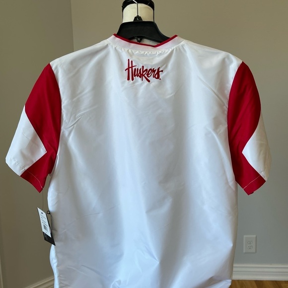 G-III Carl Banks NWT men's large Nebraska UNL Huskers wind resistant SS pullover - Picture 12 of 13